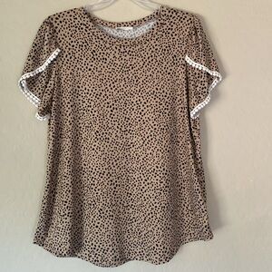 REB.in J, large, spot print with embroidered tulip sleeves